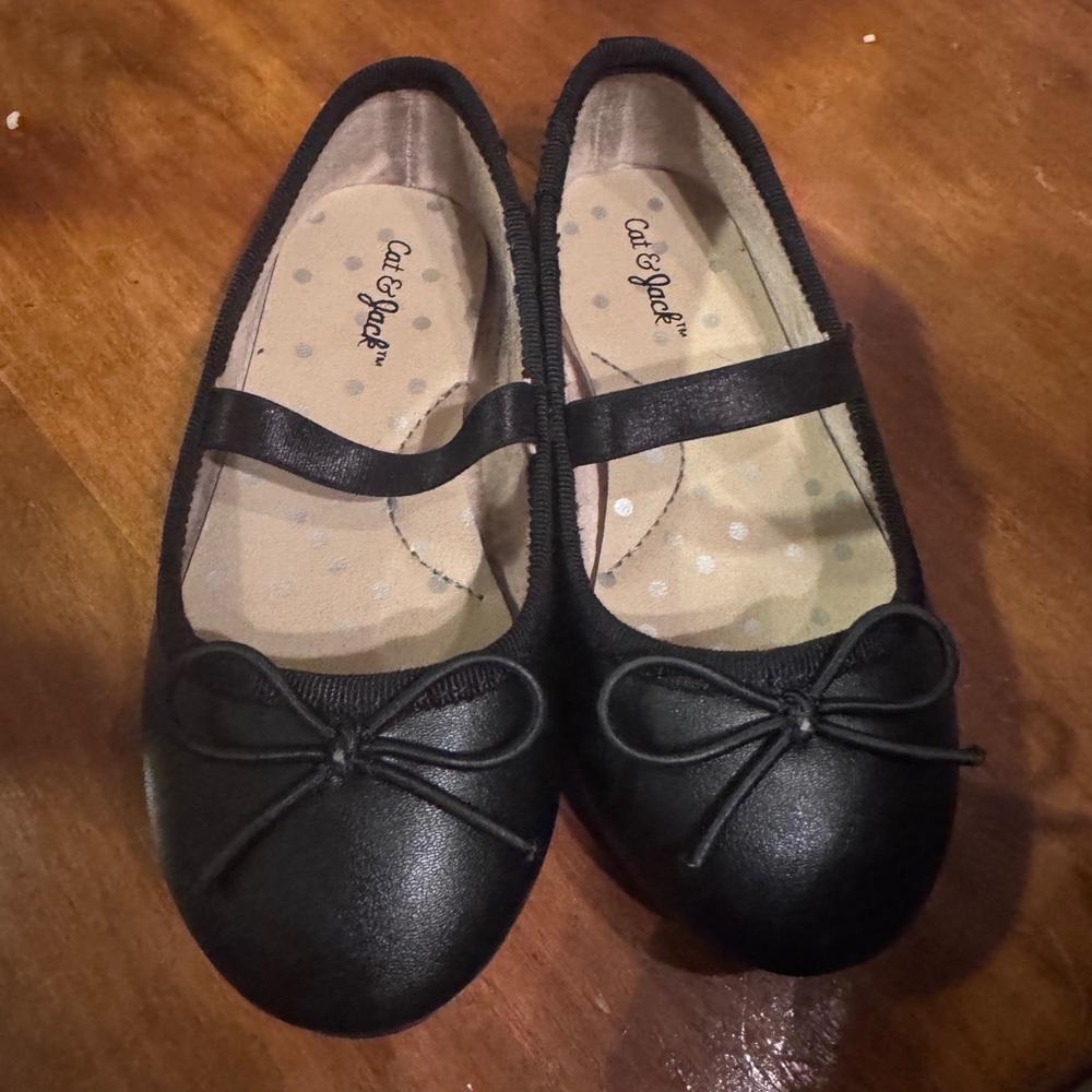 Cat & Jack Black Kids Dress Shoes with Bow